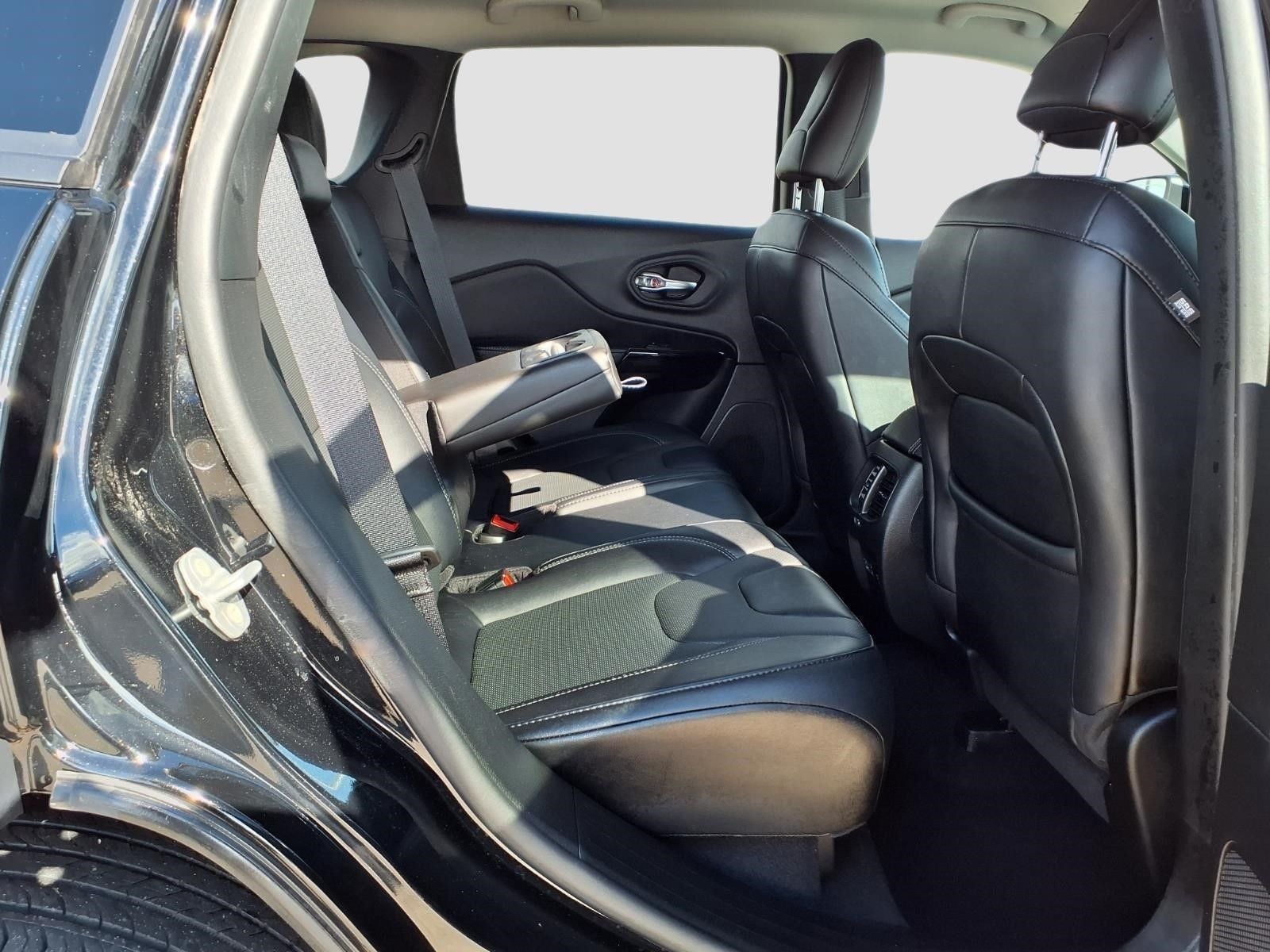 2023 Jeep Cherokee Altitude