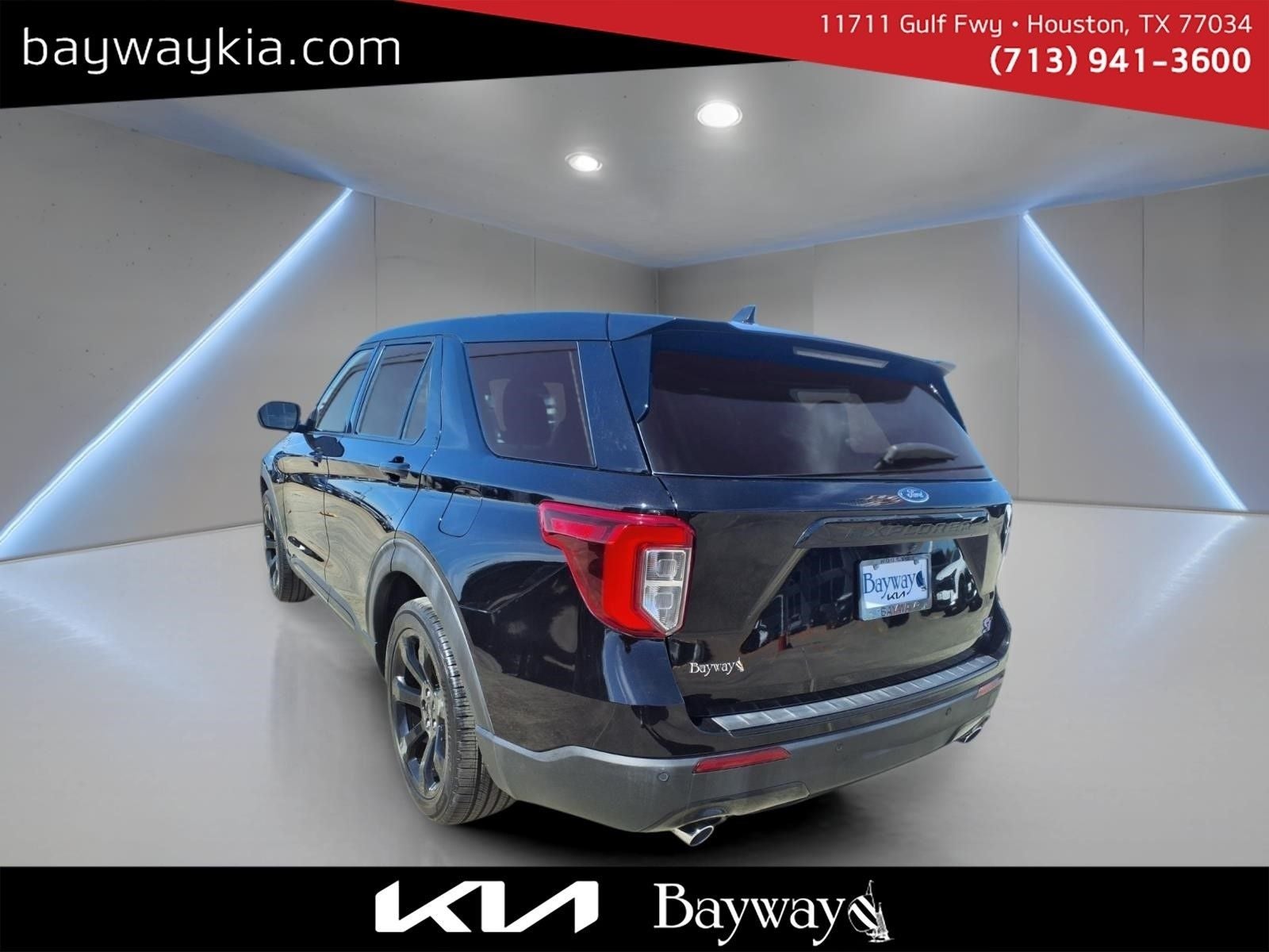 2022 Ford Explorer ST-Line