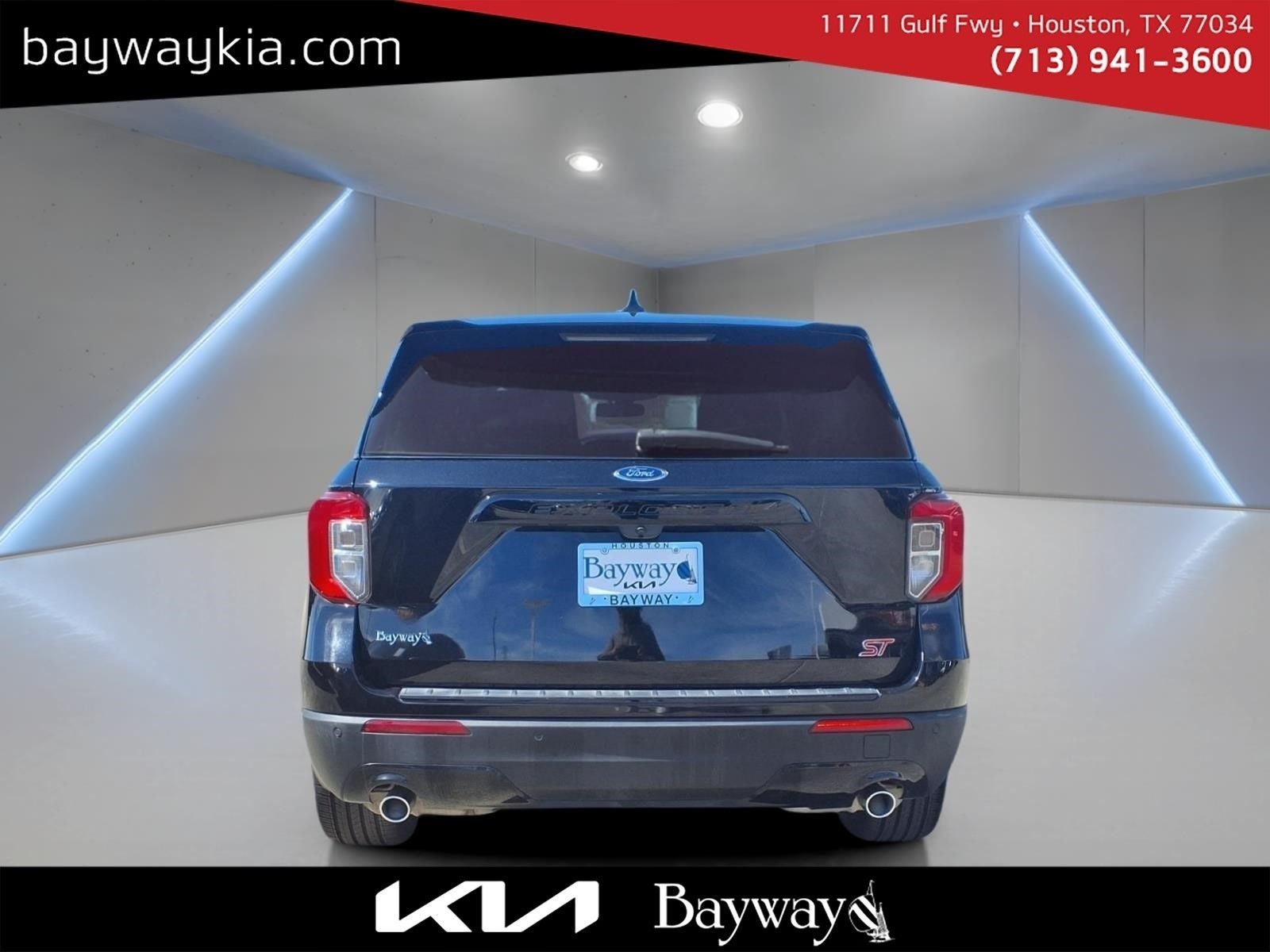 2022 Ford Explorer ST-Line