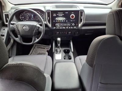 2025 Nissan Frontier SV