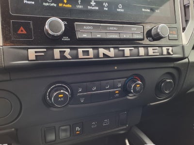 2025 Nissan Frontier SV