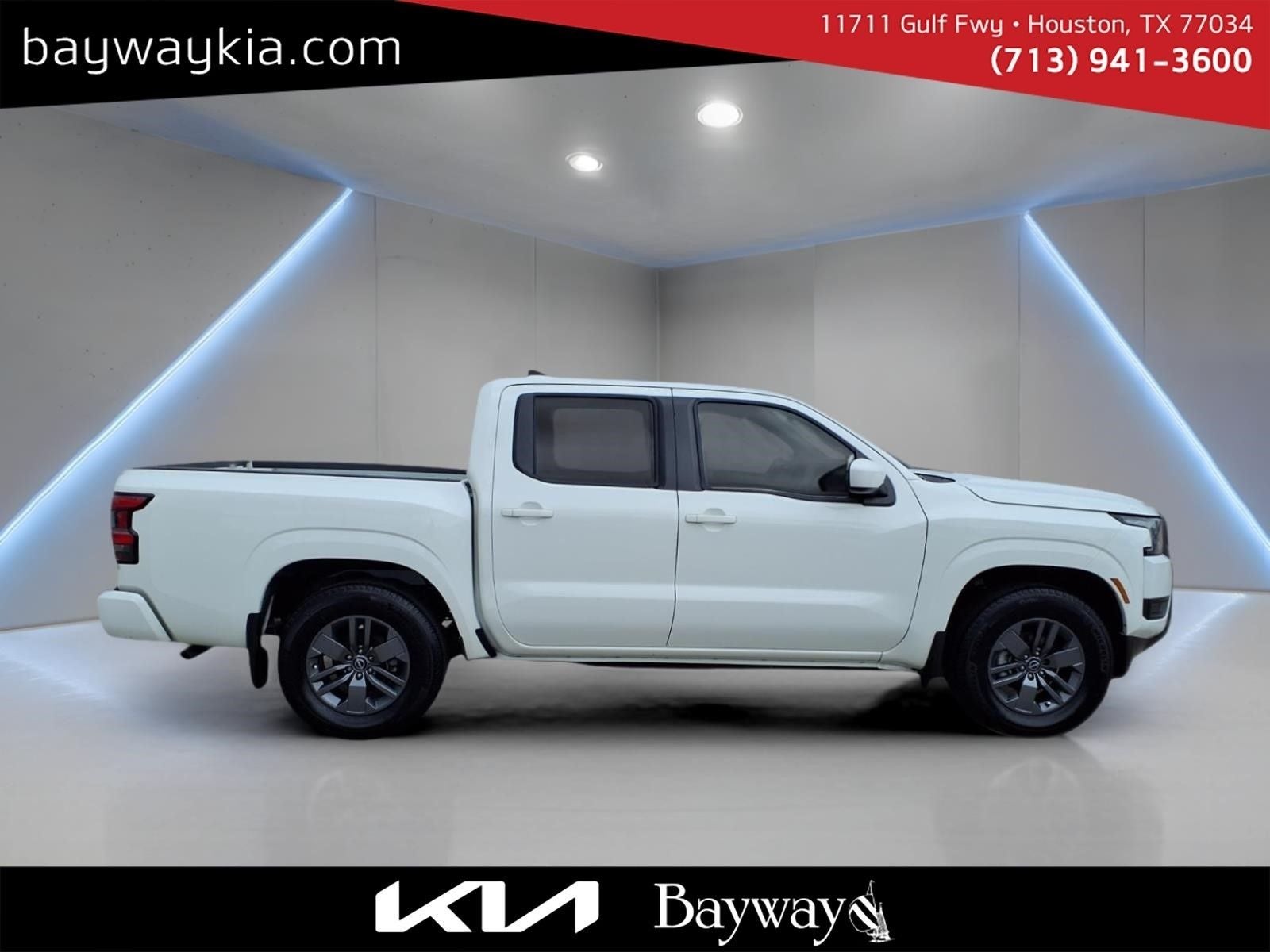 2025 Nissan Frontier SV