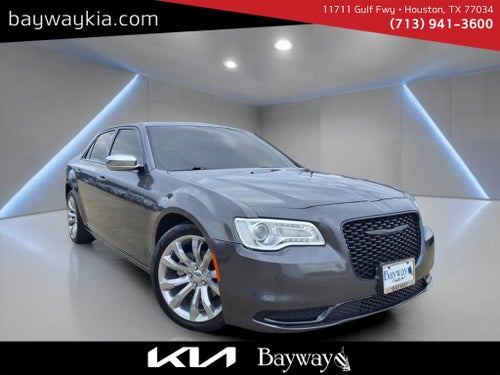 2023 Chrysler 300 Touring