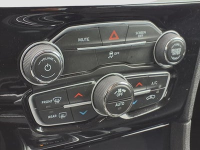 2023 Chrysler 300 Touring