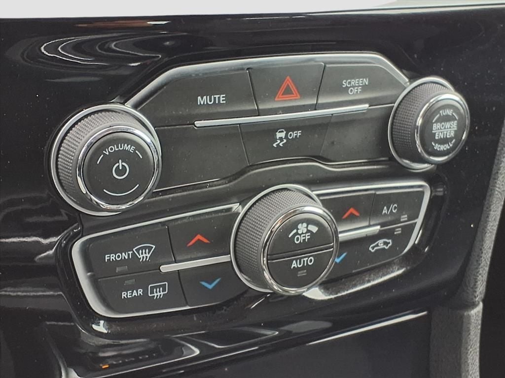 2023 Chrysler 300 Touring