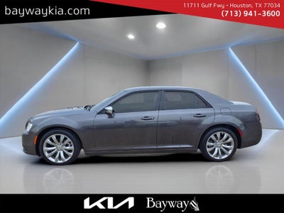 2023 Chrysler 300 Touring