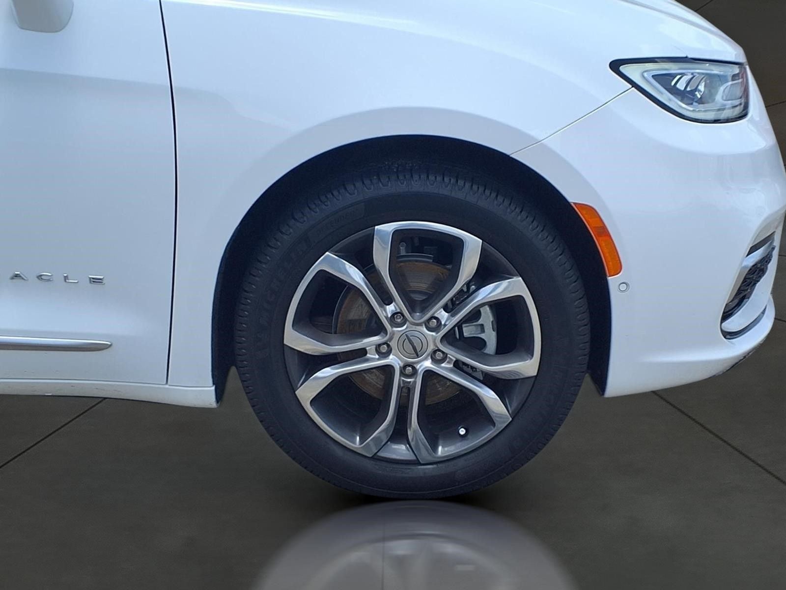 2024 Chrysler Pacifica Pinnacle