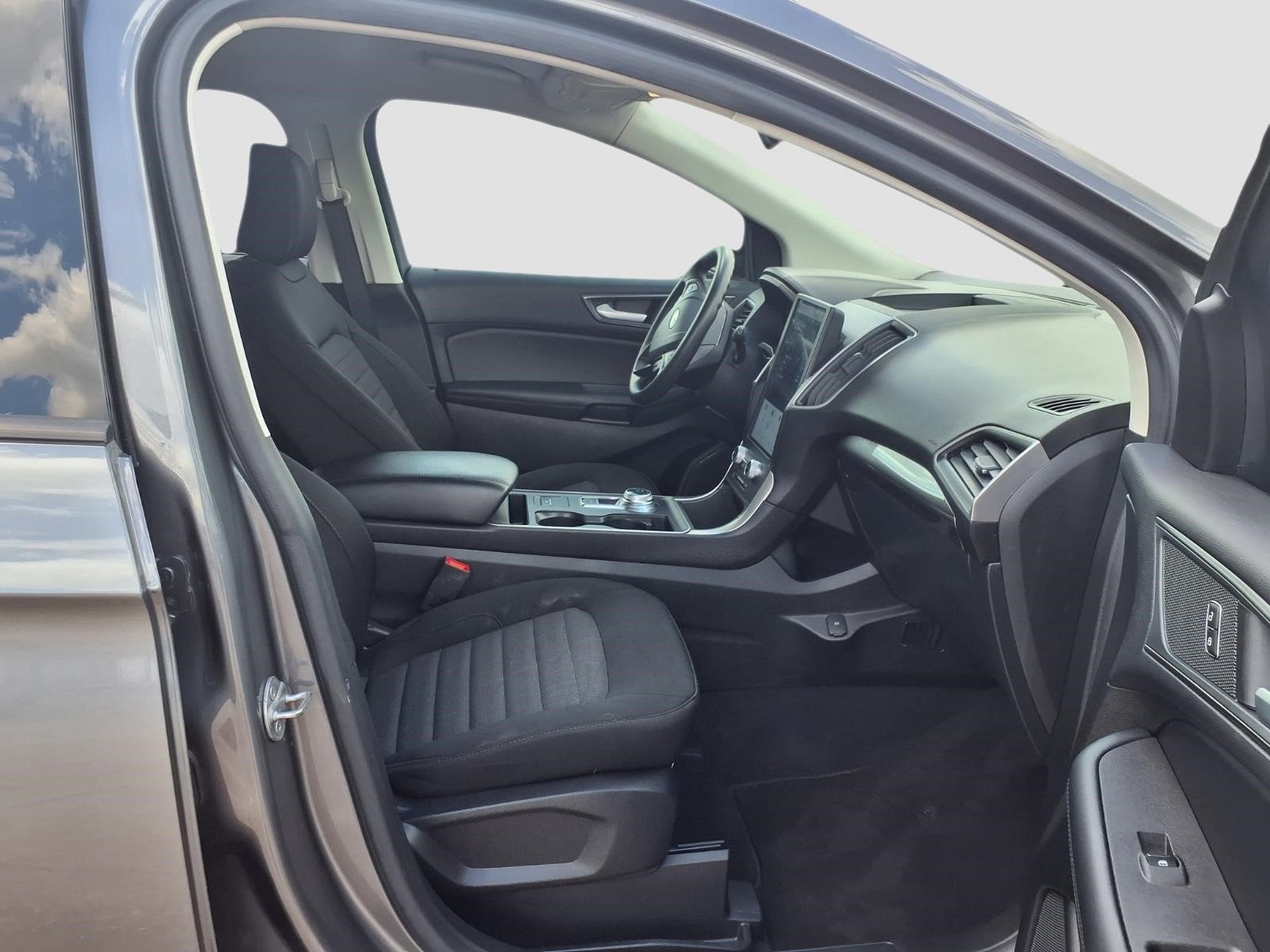 2024 Ford Edge SE
