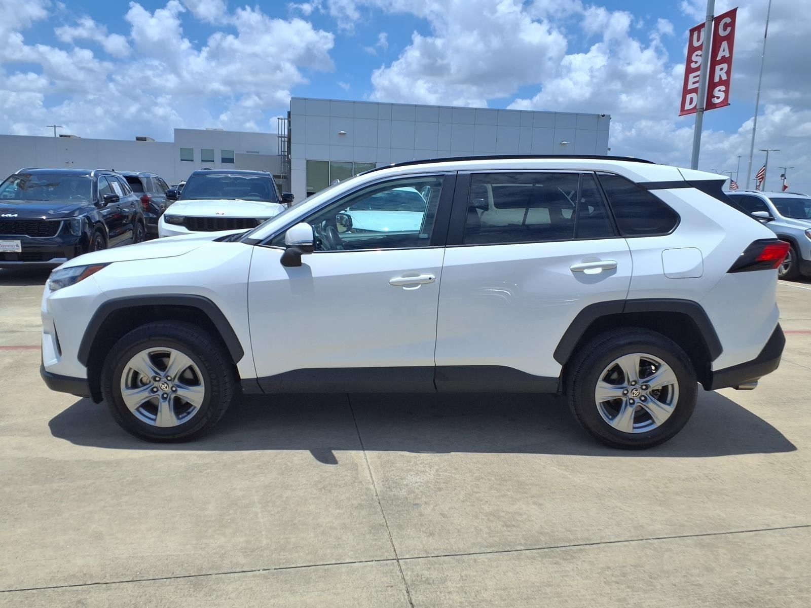 2024 Toyota RAV4 XLE