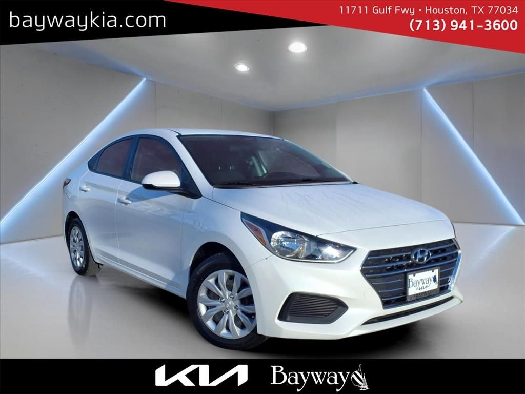 2022 Hyundai Accent SE