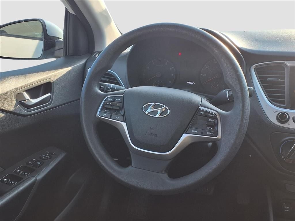 2022 Hyundai Accent SE