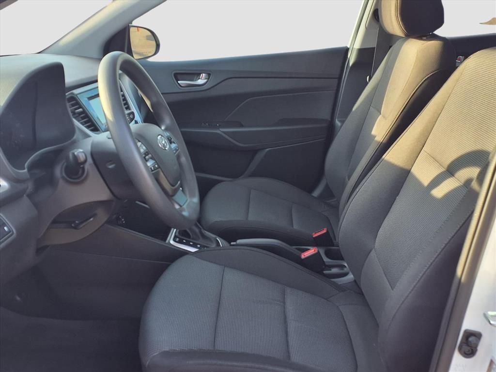 2022 Hyundai Accent SE