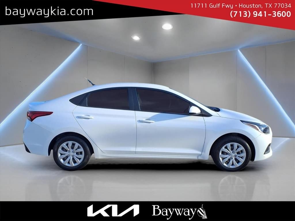 2022 Hyundai Accent SE