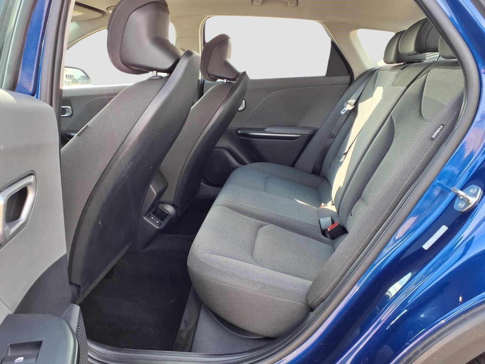 2025 Kia K4 LXS - Photo 13