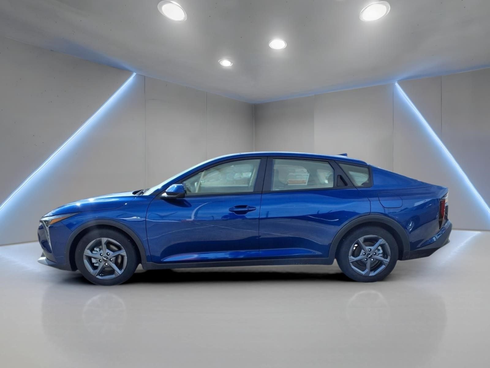 2025 Kia K4 LXS - Photo 9