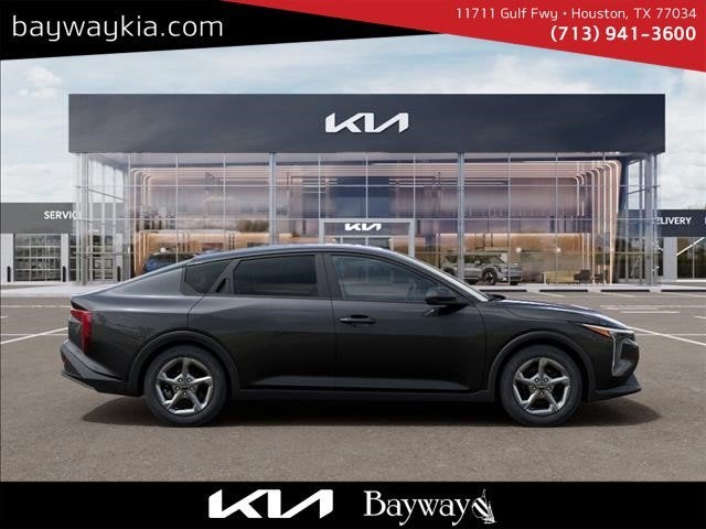 2027 Kia K4 LXS