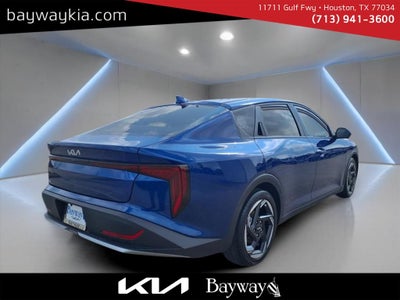 2025 Kia K4 EX