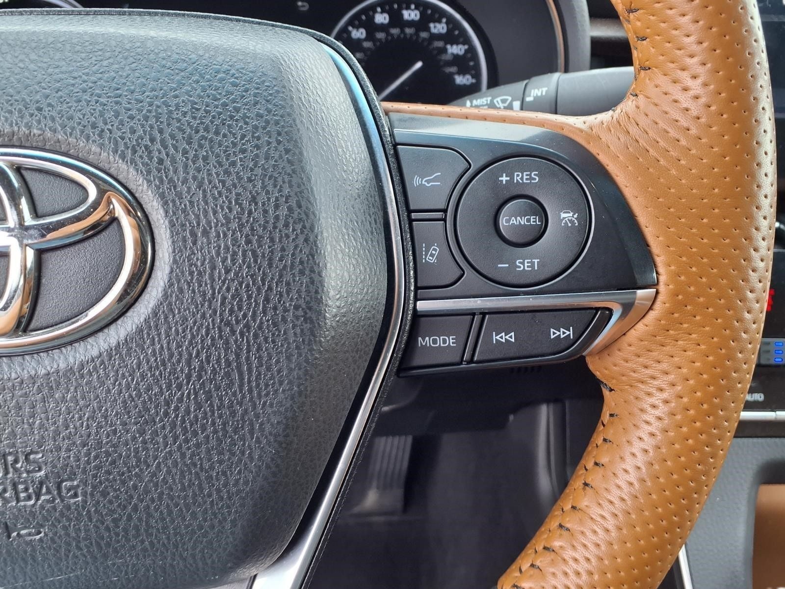 2022 Toyota Avalon Hybrid Limited