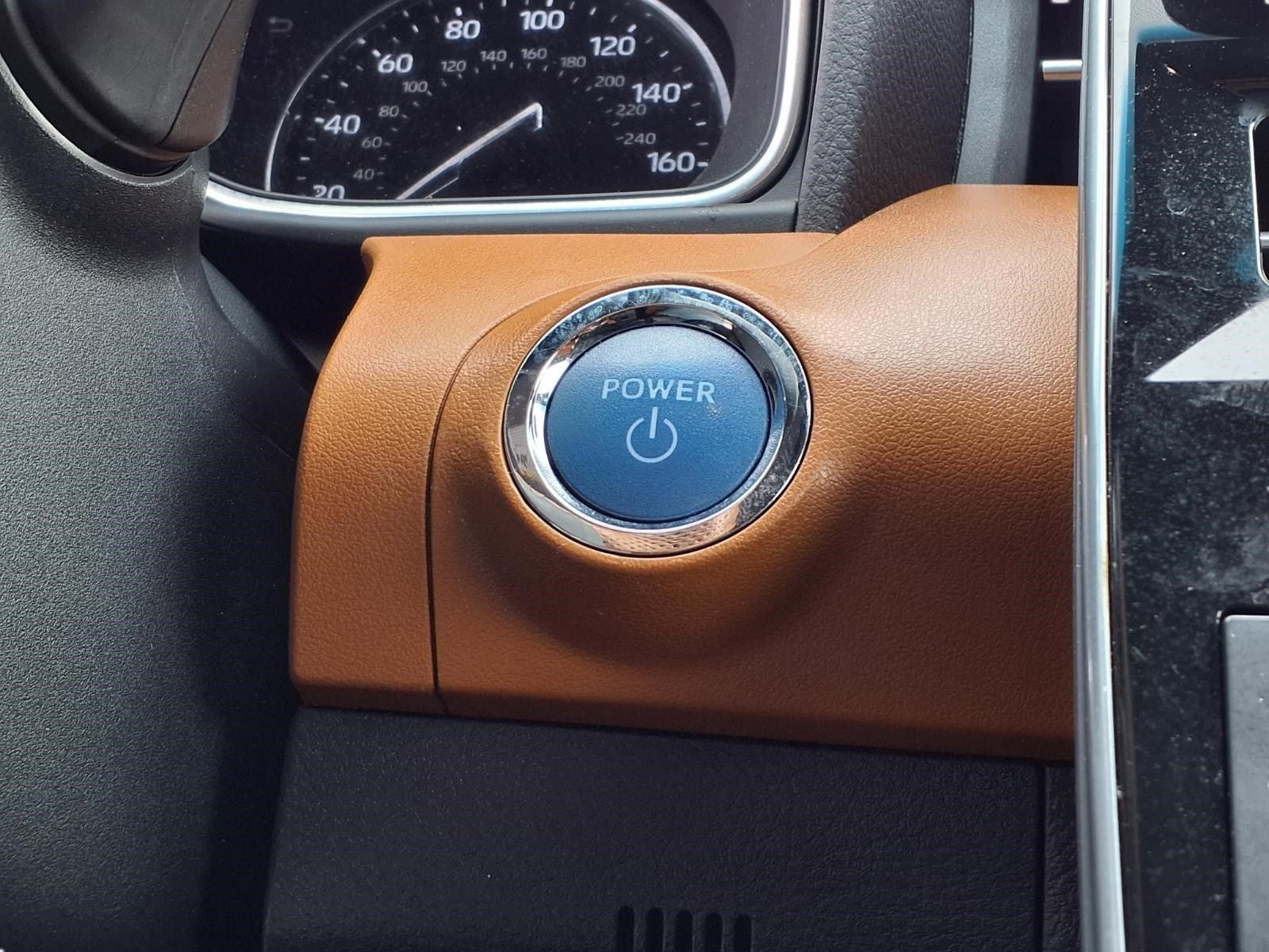 2022 Toyota Avalon Hybrid Limited