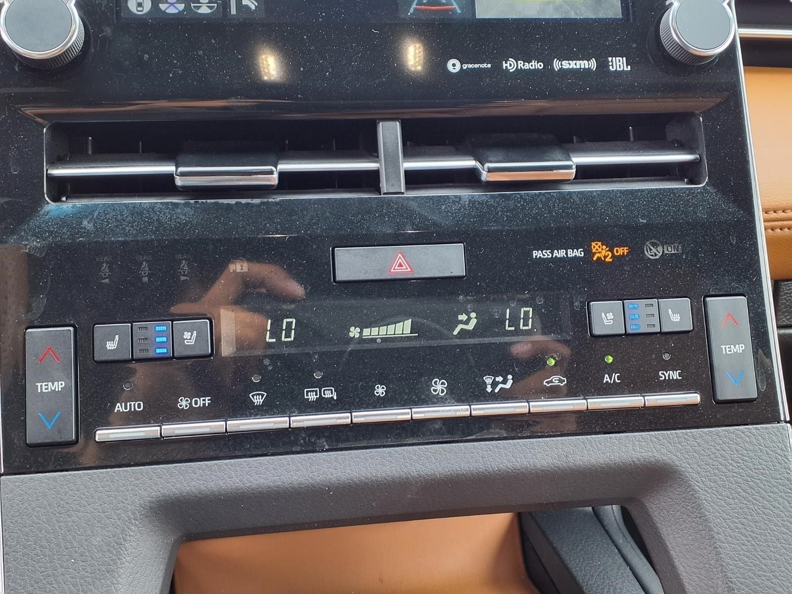 2022 Toyota Avalon Hybrid Limited