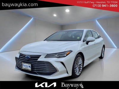 2022 Toyota Avalon Hybrid Limited