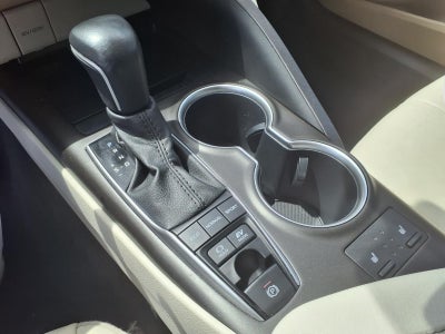 2022 Toyota Camry Hybrid XLE