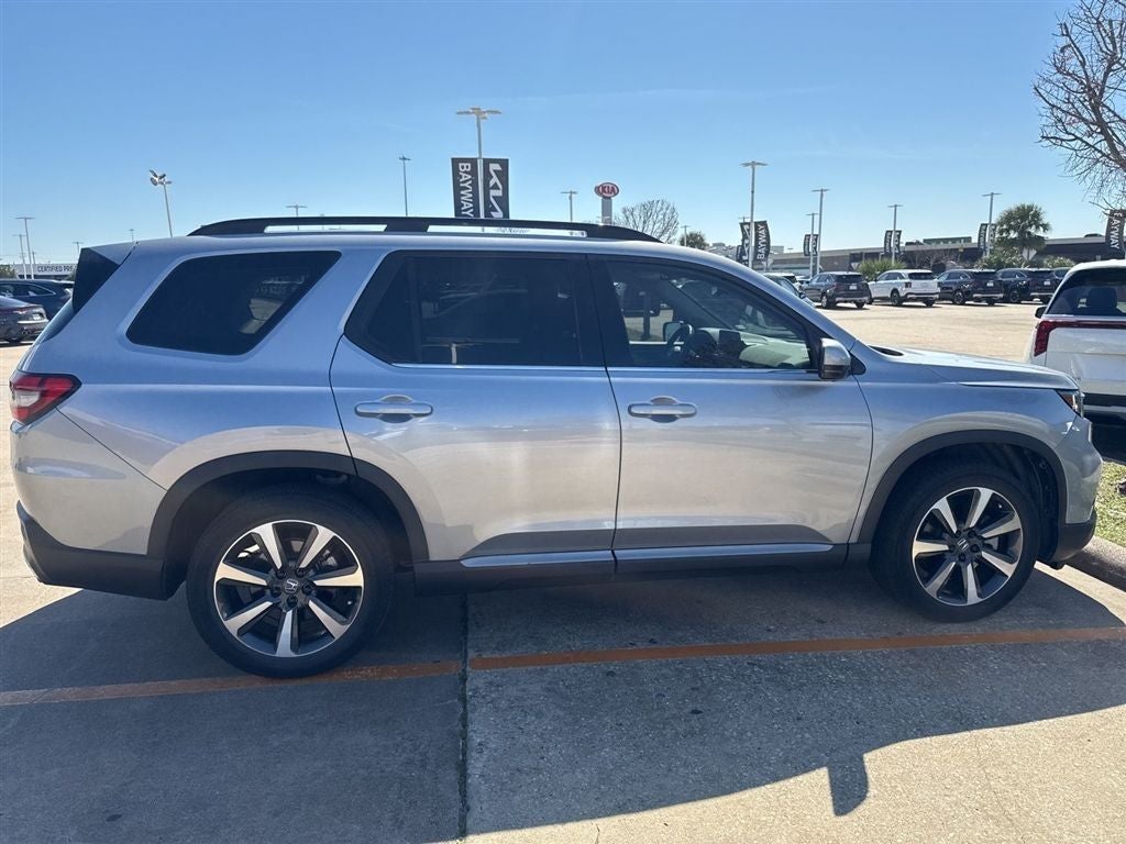 2025 Honda Pilot Elite