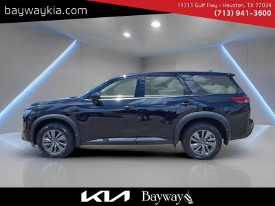2024 Nissan Pathfinder S