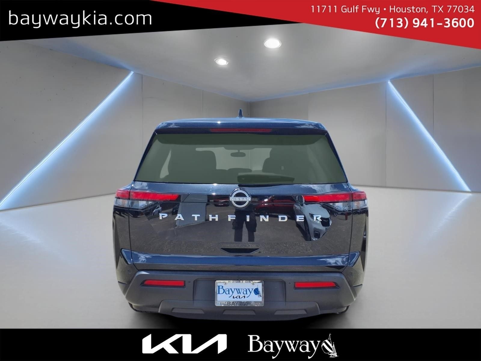 2024 Nissan Pathfinder S