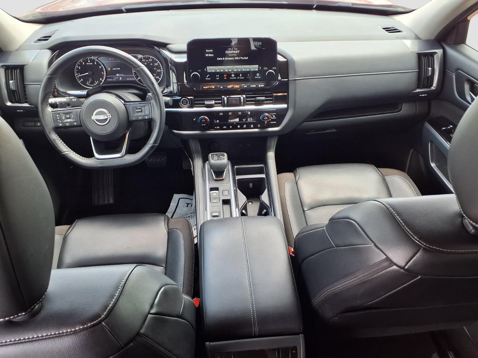 2024 Nissan Pathfinder SL