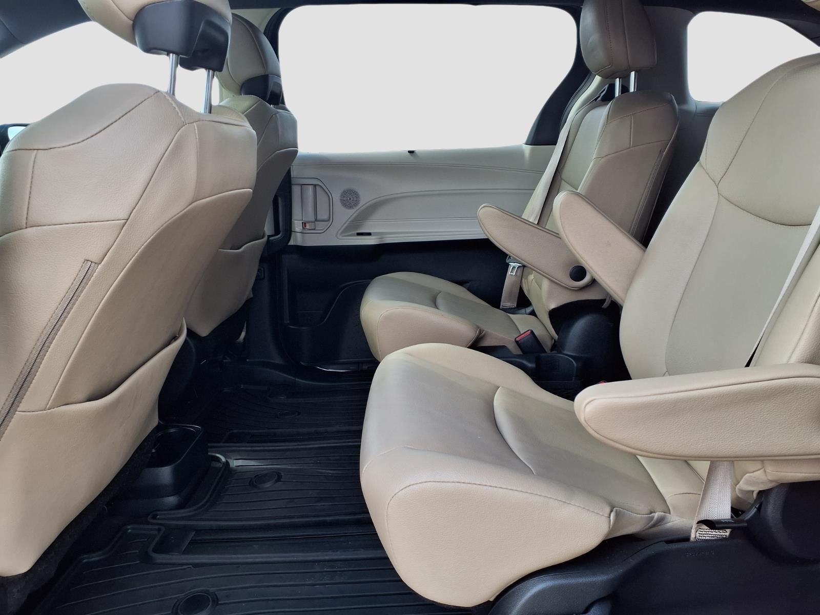 2024 Toyota Sienna XLE 7 Passenger