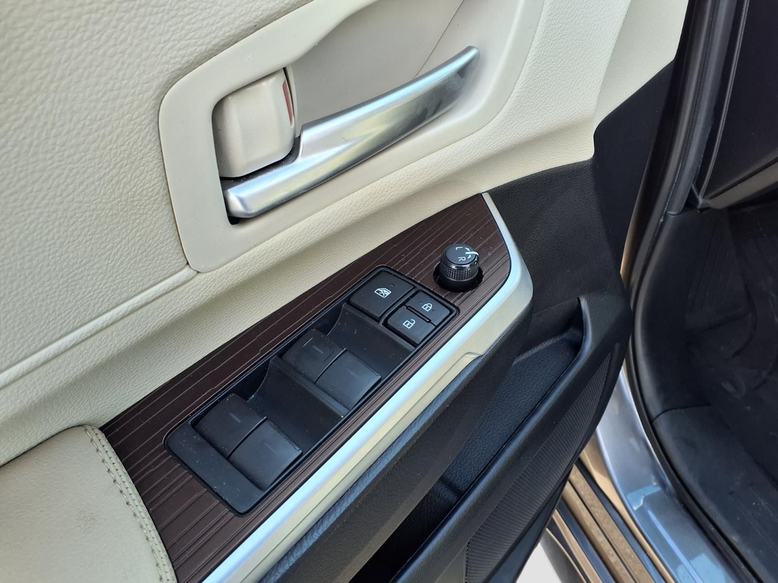 2024 Toyota Sienna XLE 7 Passenger