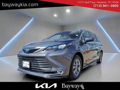 2024 Toyota Sienna XLE 7 Passenger