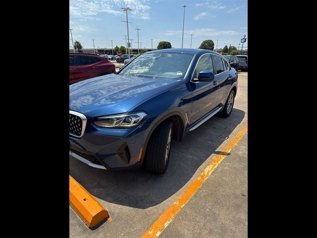 2024 BMW X4 xDrive30i