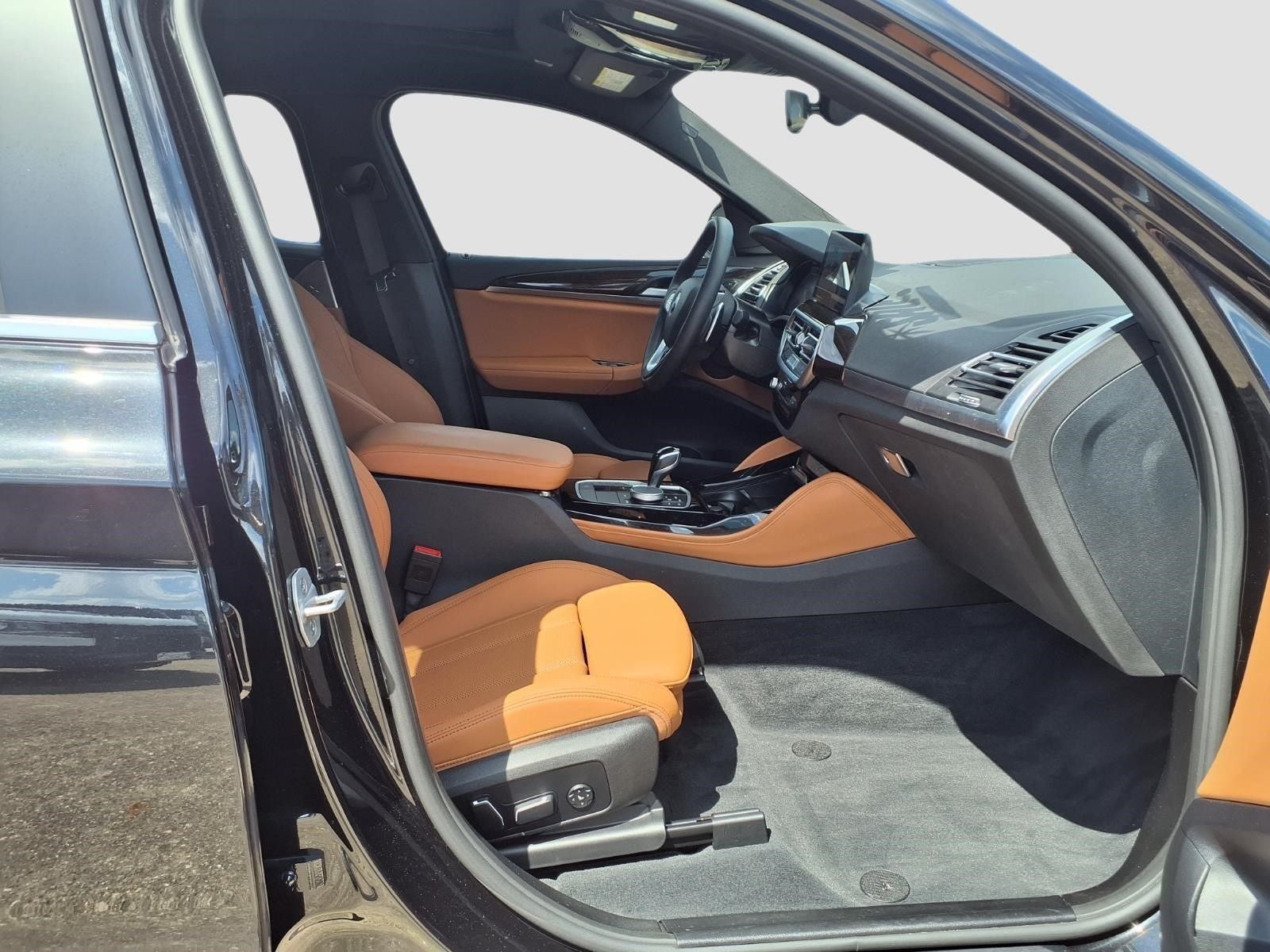 2025 BMW X4 xDrive30i