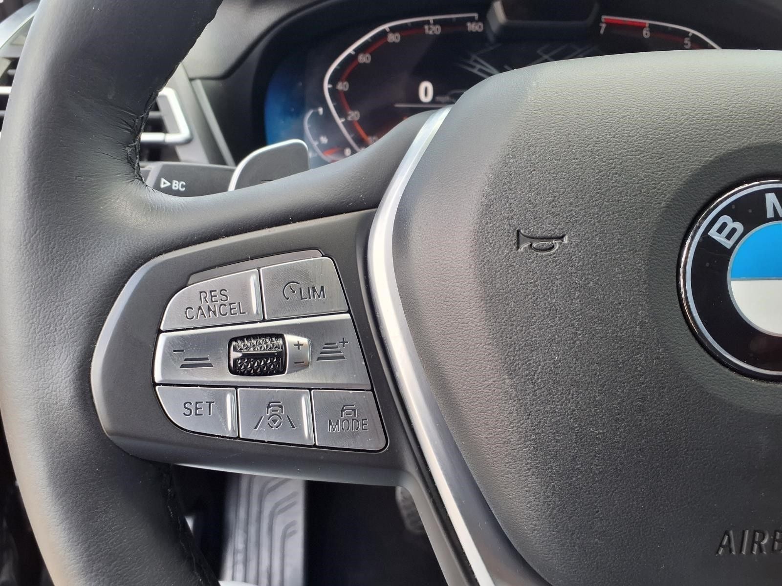 2025 BMW X4 xDrive30i