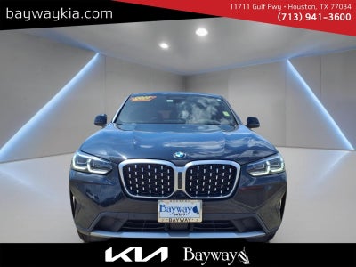 2025 BMW X4 xDrive30i
