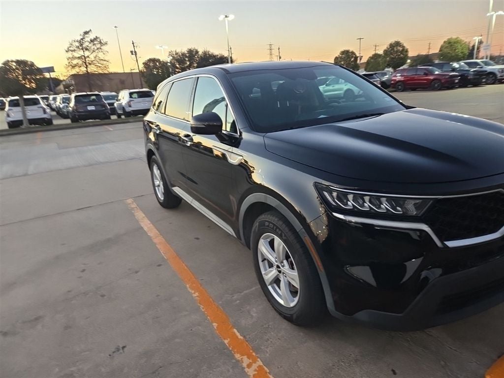 2022 Kia Sorento LX