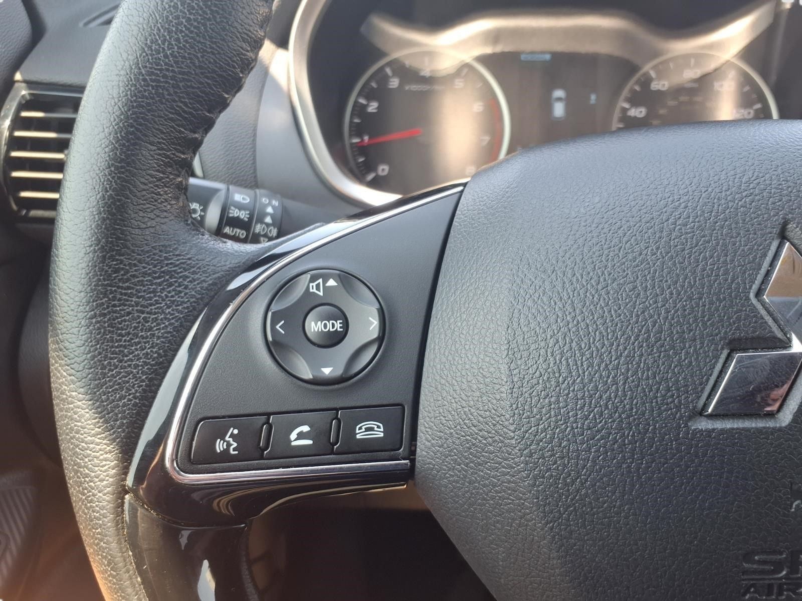 2025 Mitsubishi Eclipse Cross SE