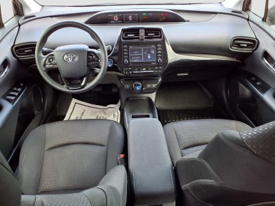 2022 Toyota Prius LE