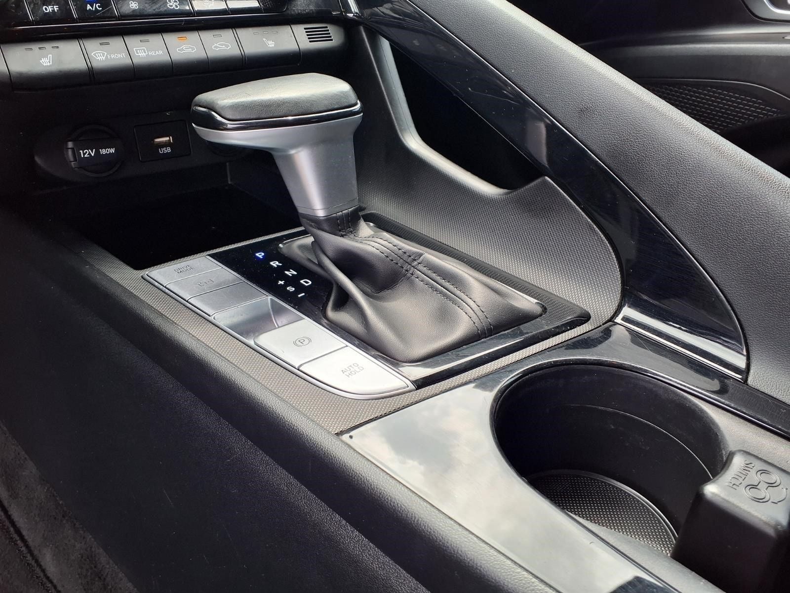 2022 Hyundai Elantra Limited