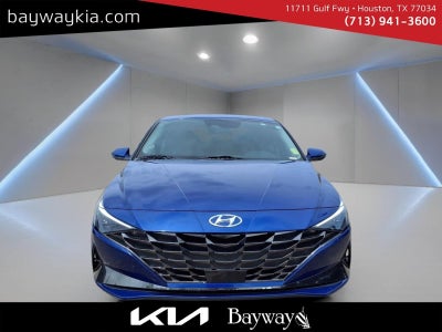 2022 Hyundai Elantra Limited