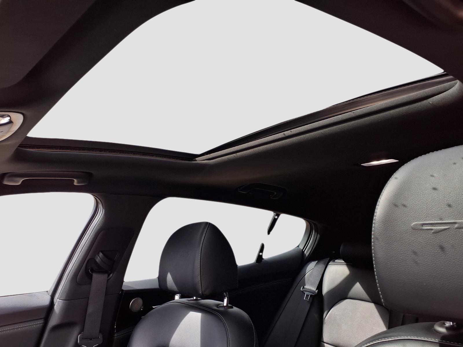 2022 Kia Stinger GT-Line