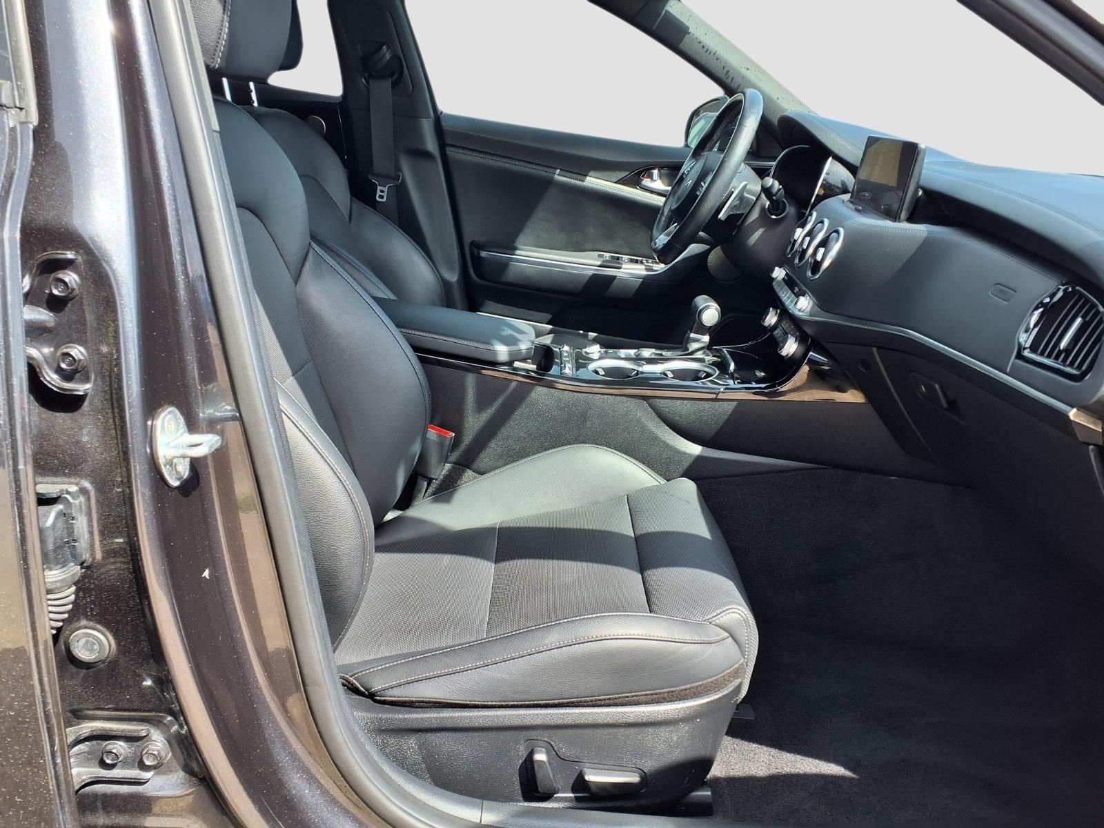 2022 Kia Stinger GT-Line