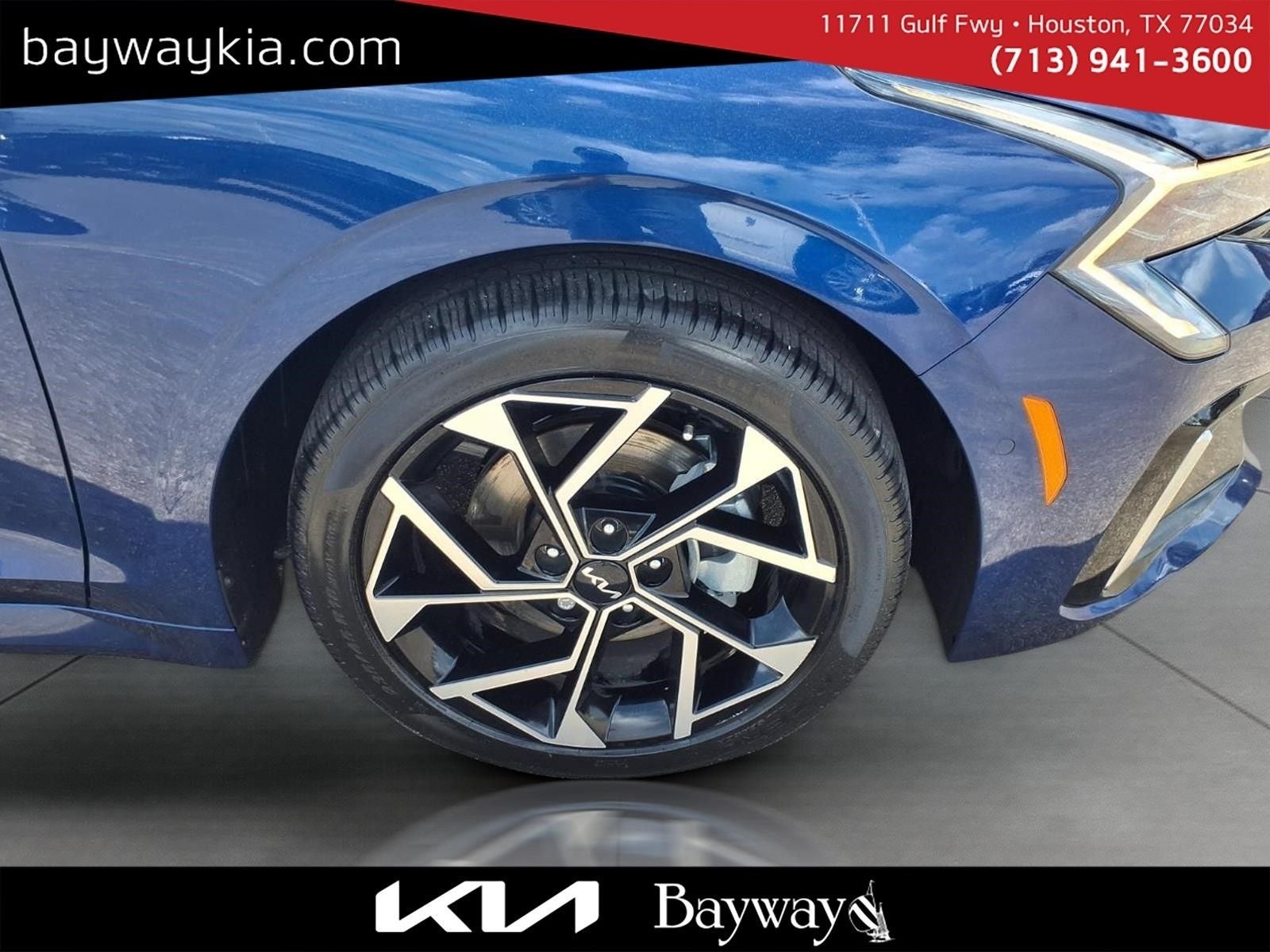 2025 Kia K5 EX