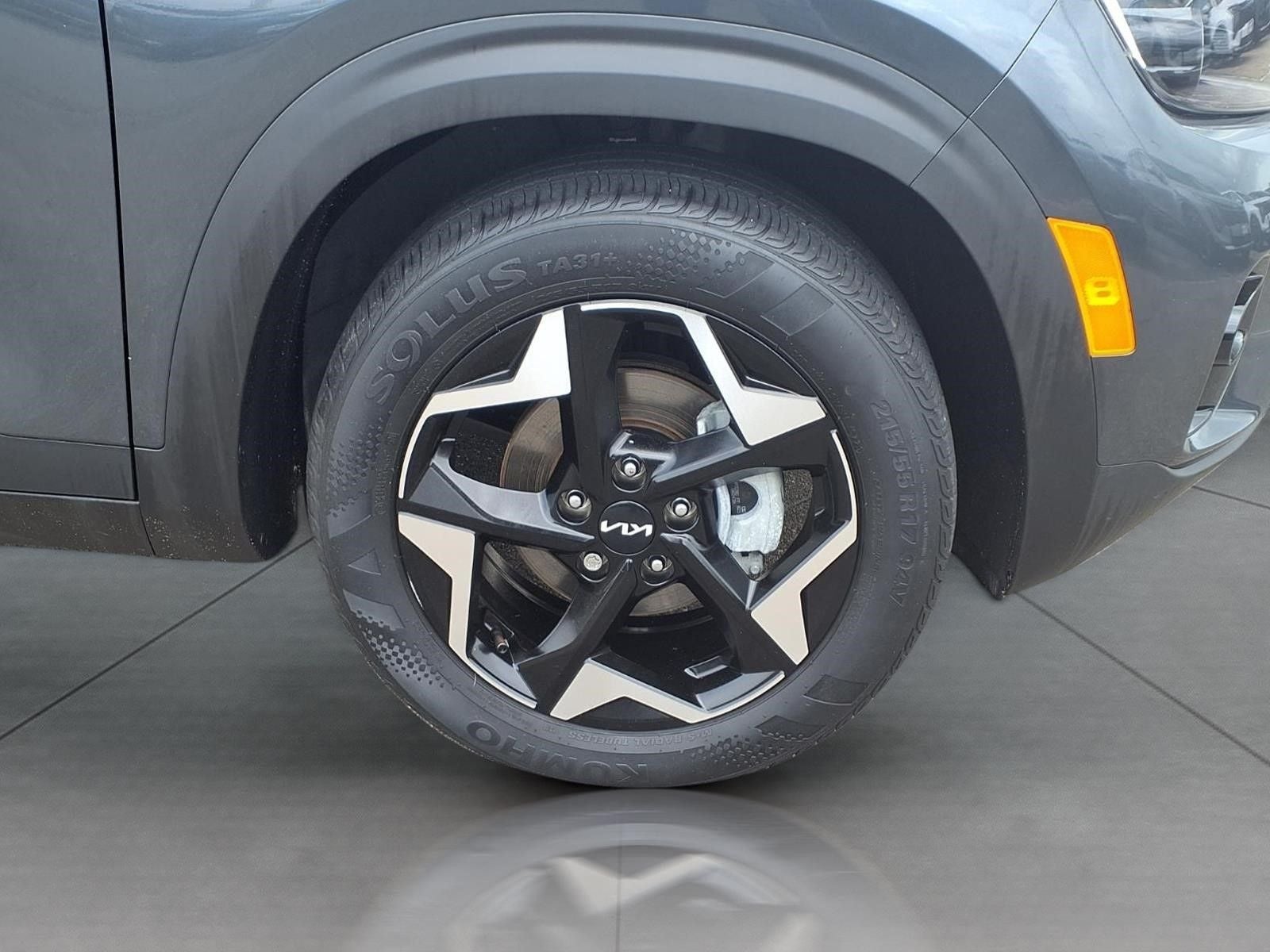 2024 Kia Seltos EX