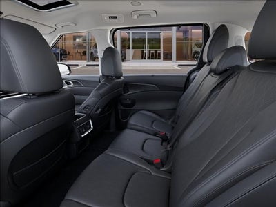2026 Kia Carnival Base