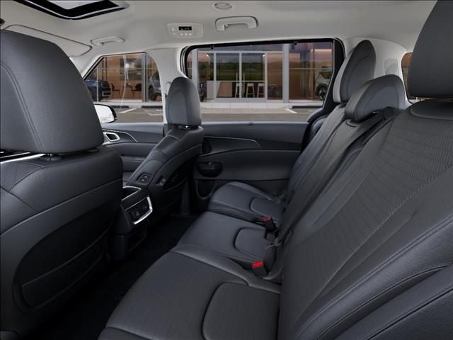 2026 Kia Carnival Base