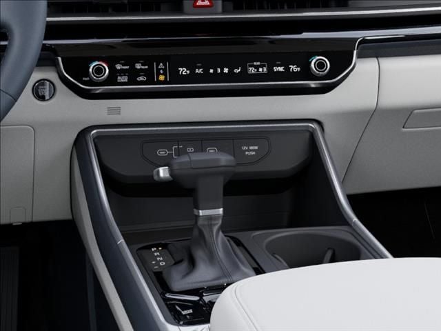 2026 Kia Carnival Base