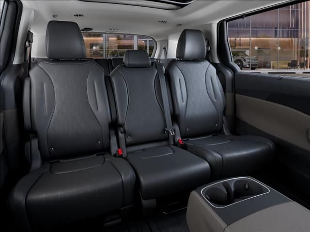 2026 Kia Carnival Hybrid Base